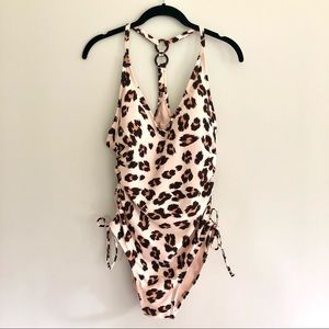 🐆TARGET Leopard Ruched One Piece Swimsuit